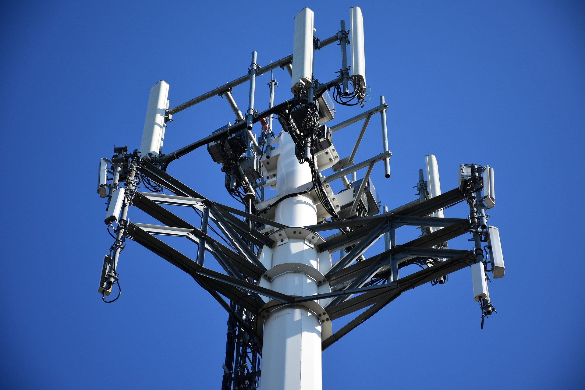 Antena de comunicaes